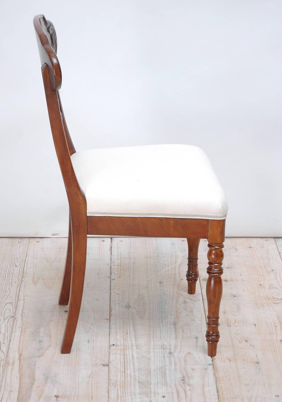 Set of 10 Antique Swedish Karl Johan Dining Chairs in Mahogany w/ Upholsterery For Sale 1