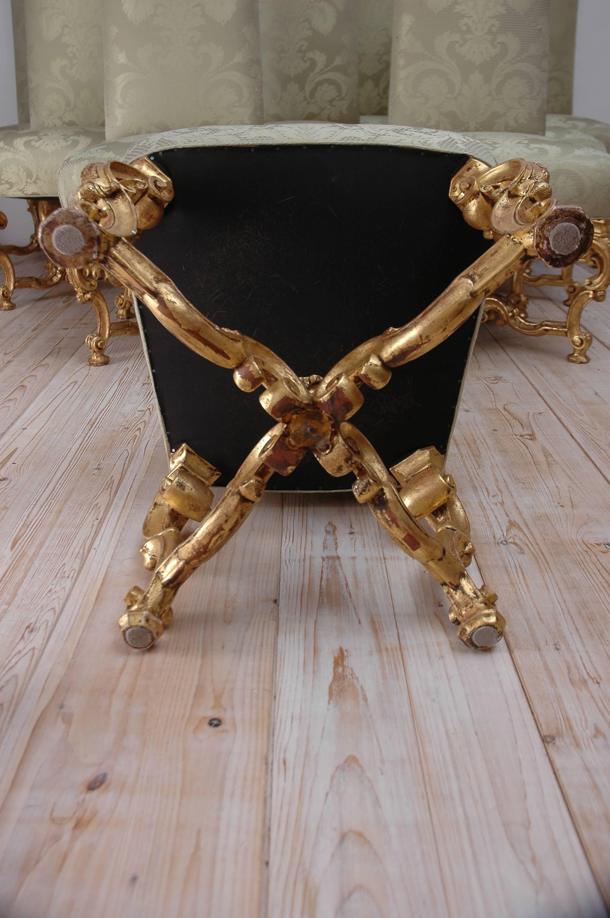 Set of Ten (10) Venetian Dining Chairs in Carved and Gilded Wood with Upholstery 3