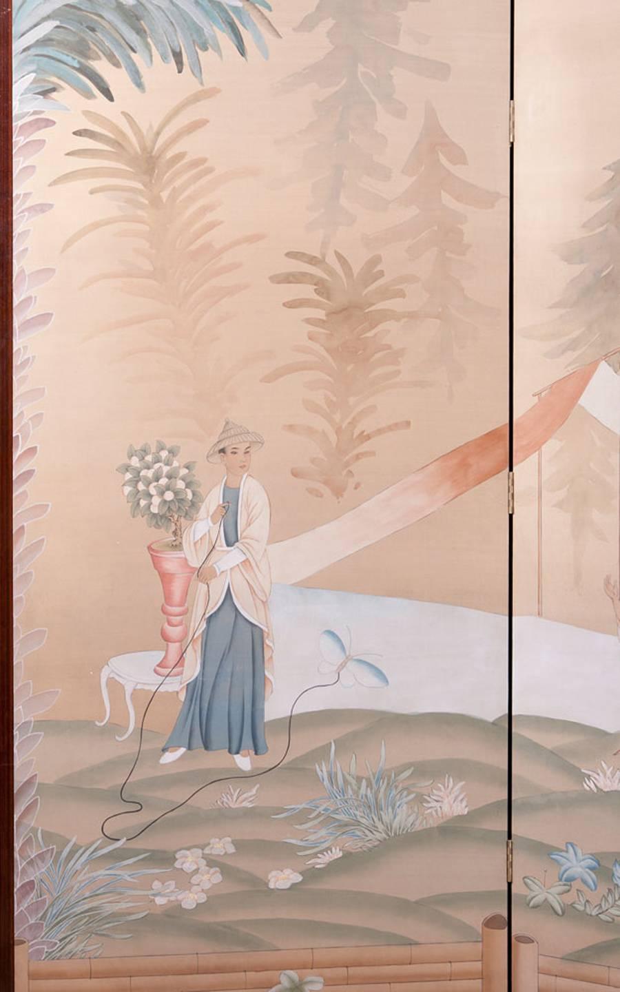 Long Vintage Screen in Chinoiserie with Four Painted Panels of Chinese Scenes 1
