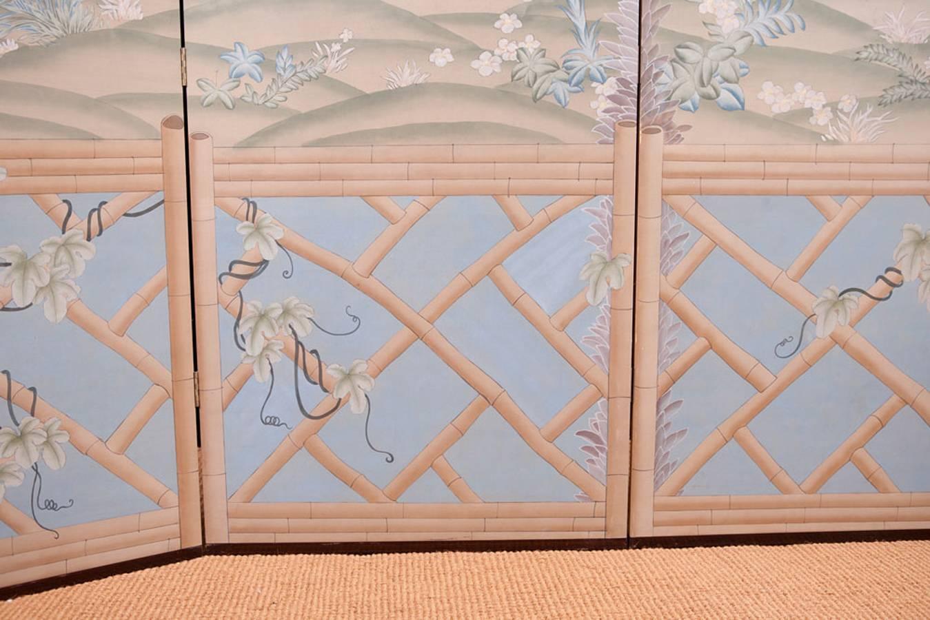 Long Vintage Screen in Chinoiserie with Four Painted Panels of Chinese Scenes 3