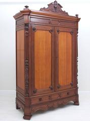 Großer antiker französischer Napoleon-III-Schrank aus Mahagoni, um 1870