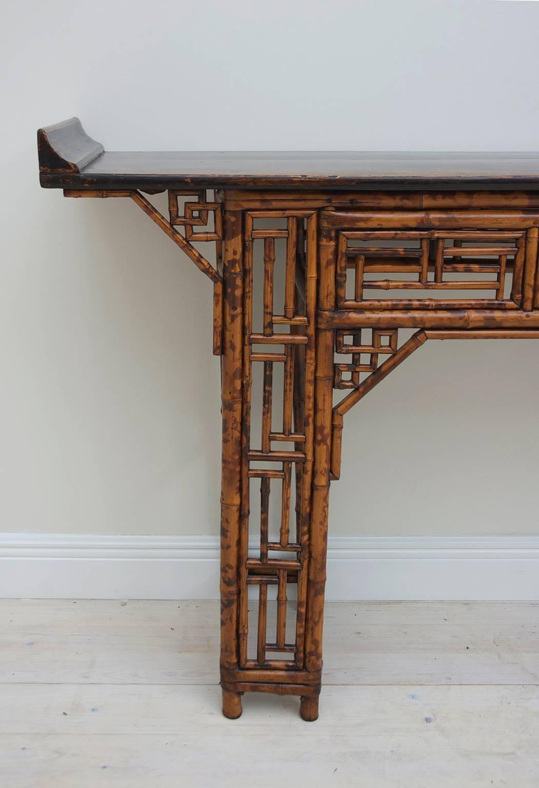 Antique Chinese Bamboo Altar Table In Good Condition In Miami, FL