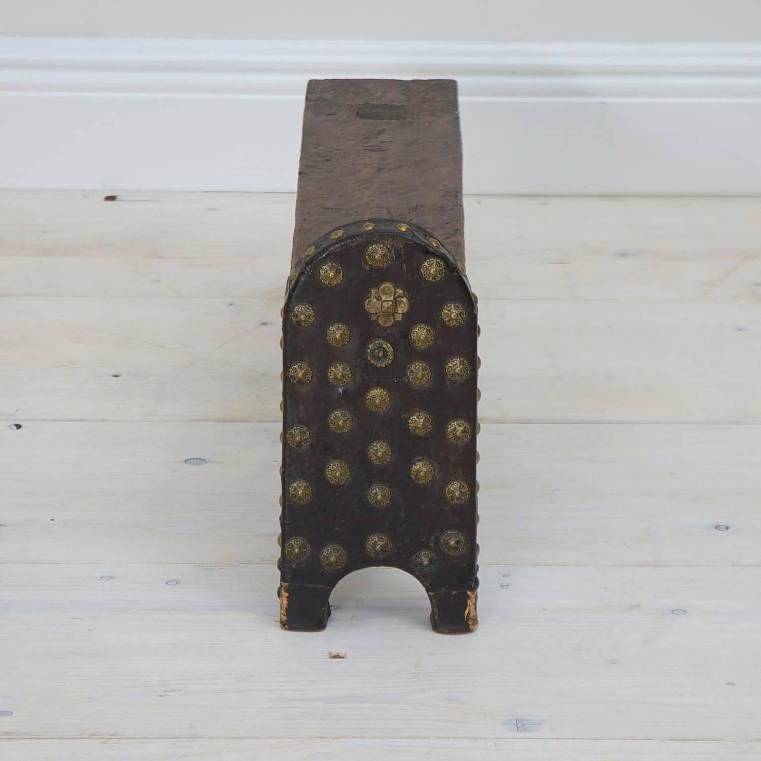 18th Century Spanish Leather-Bound Chest on Stand with Decorative Nailheads 1