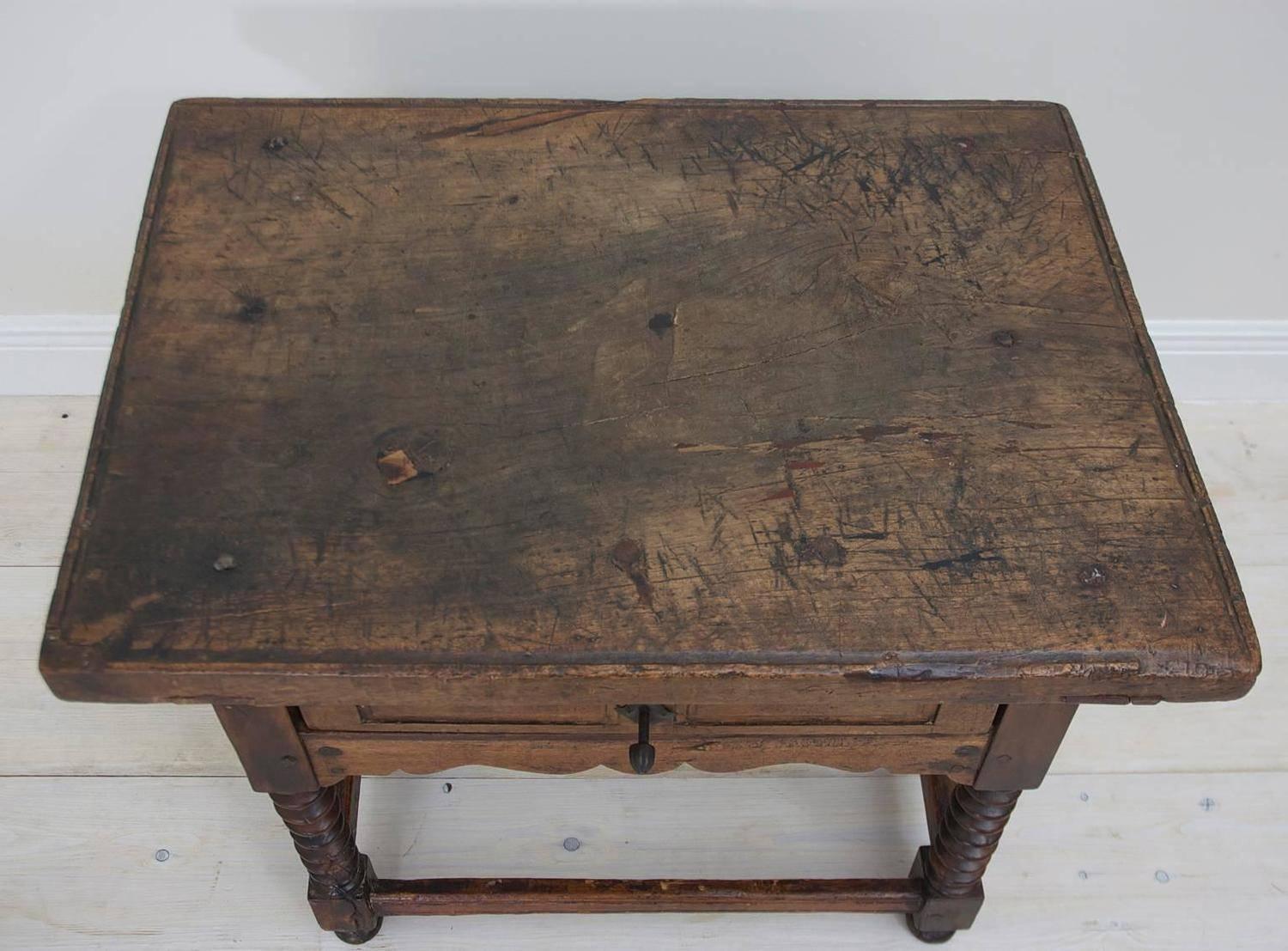18th Century Rustic Spanish Shoemaker's Table in Walnut In Distressed Condition In Miami, FL