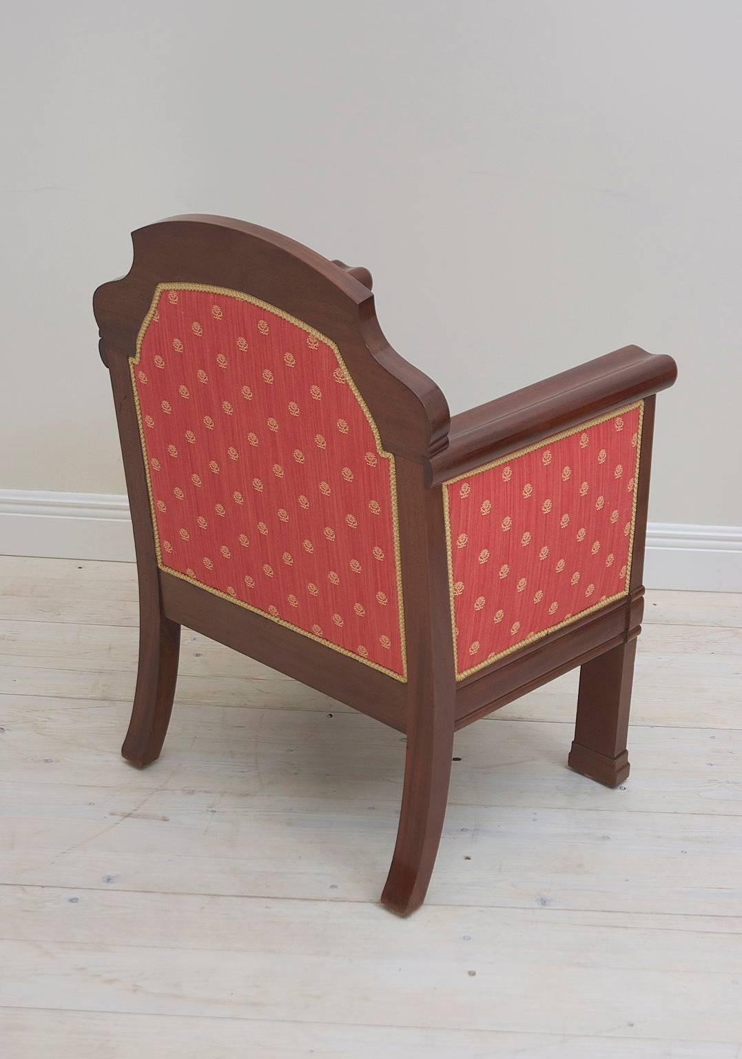 Acajou Paire de fauteuils club/ bergères danois Art Déco en acajou avec tapisserie, vers 1920 en vente
