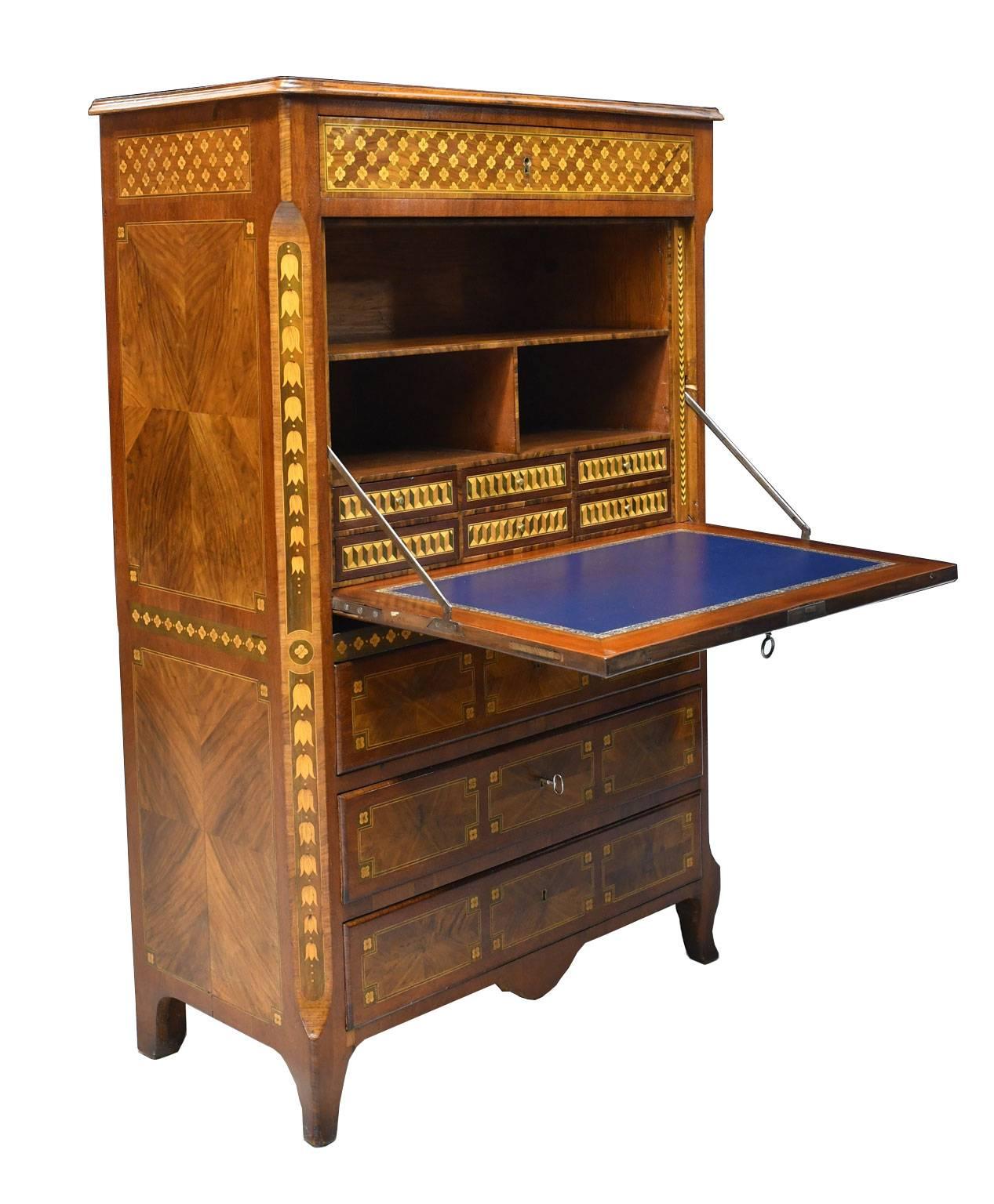 Spanish Charles IV Secretary with Contrasting Marquetry over Mahogany, c. 1800 1