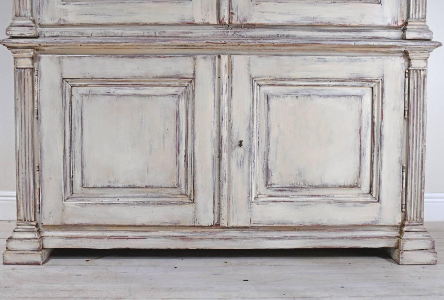 Painted Swedish Armoire with Raised Panels and Fluted Pilasters, circa 1850 3
