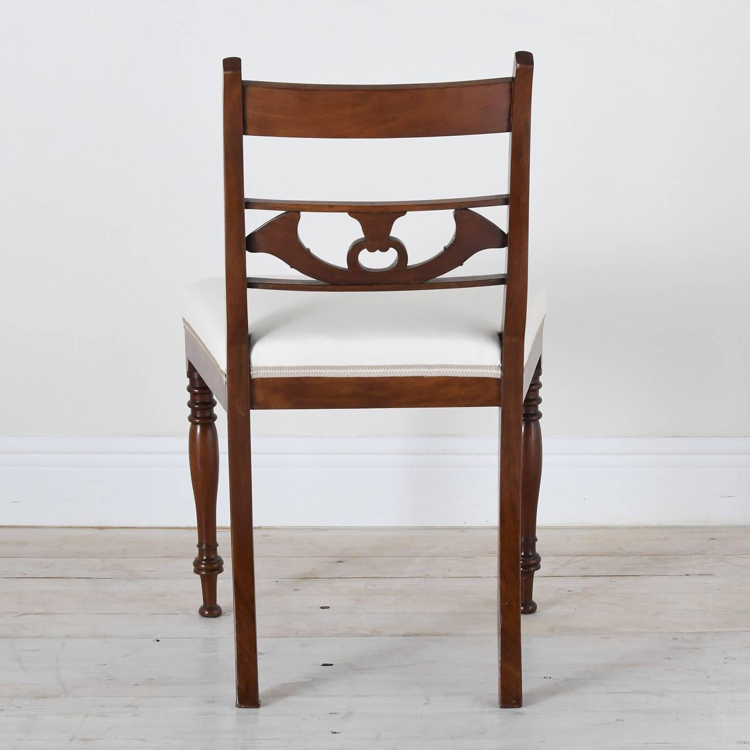 Early 19th Century Set of 4 Antique English Regency Dining Chairs in Mahogany w/ Upholstered Seat For Sale