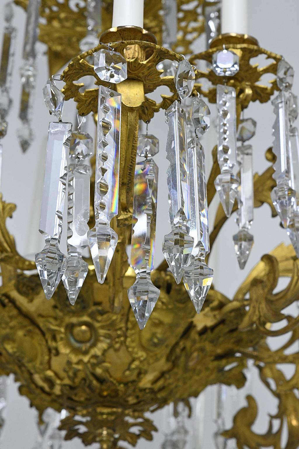 Mid-19th Century French Rococo Style Bronze Doré Chandelier with 16 Candles & 6 lights, ca 1840