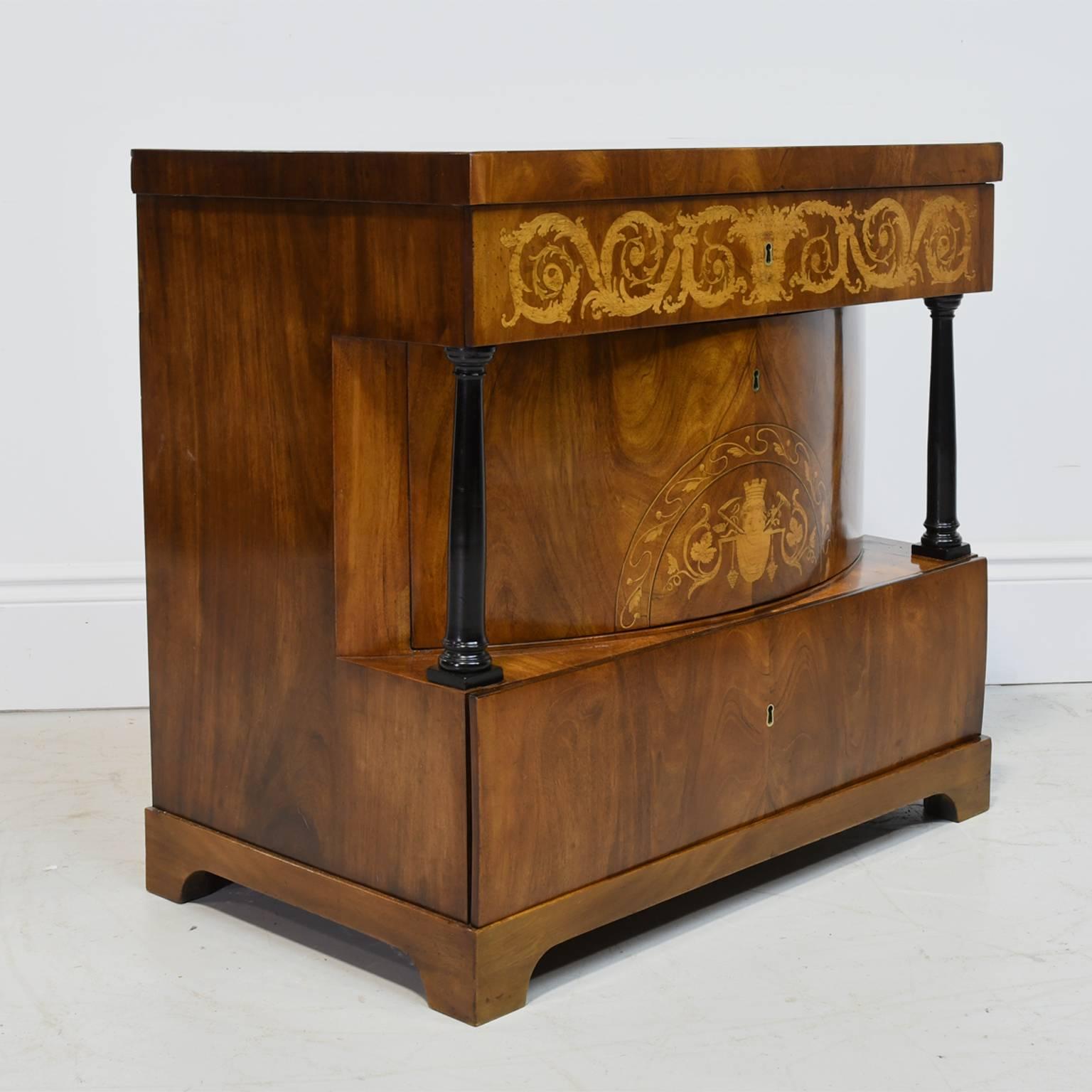 19th Century Biedermeier Chest of Drawers in Mahogany with Marquetry Inlays, Germany