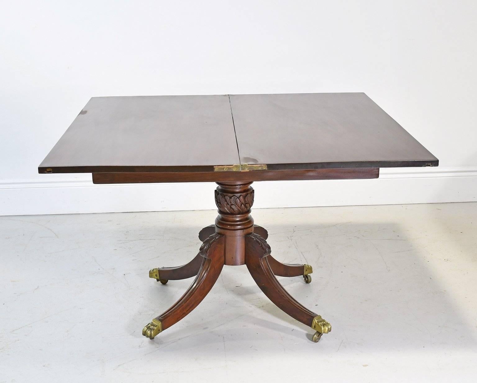 Carved American Federal Banquet Dining Table with Extension Leaves Seats 18, circa 1850 For Sale