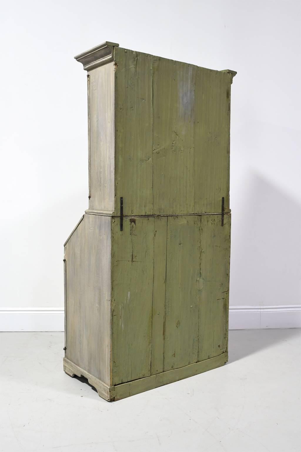 18th Century Grey-Painted Swedish Gustavian Fall-Front Secretary with Bookcase 4
