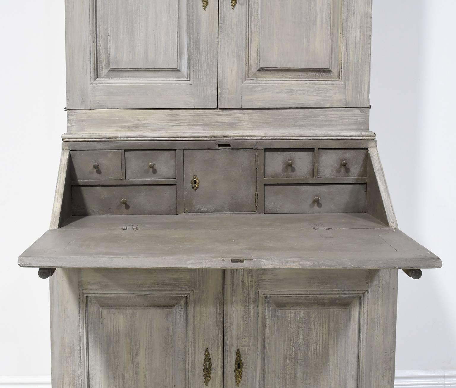 18th Century Grey-Painted Swedish Gustavian Fall-Front Secretary with Bookcase 5