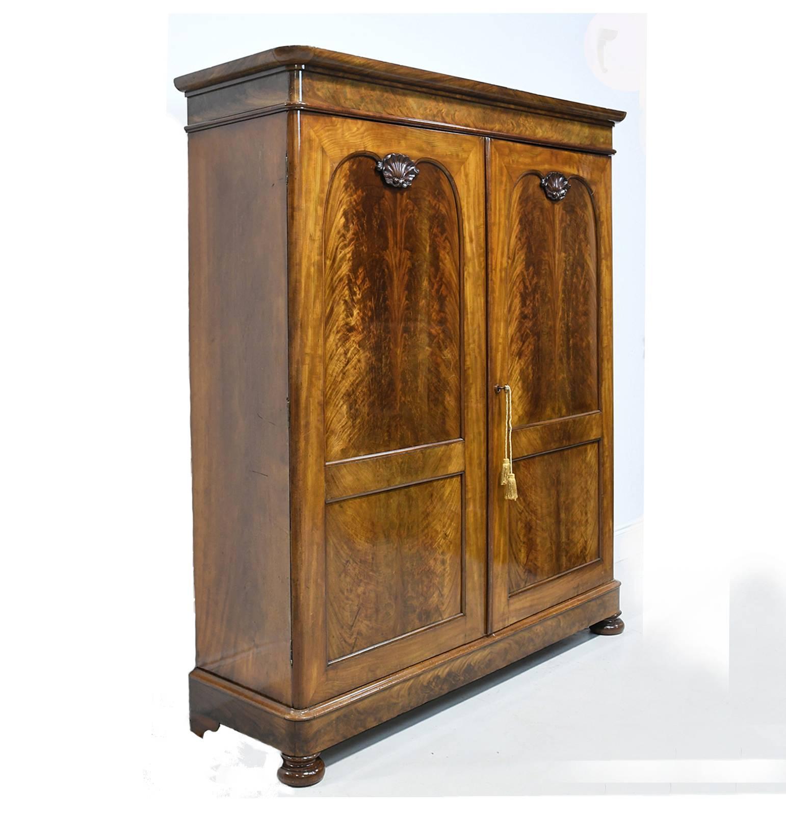 Polished Large French Louis Philippe Armoire in Figured Mahogany with Original Interior