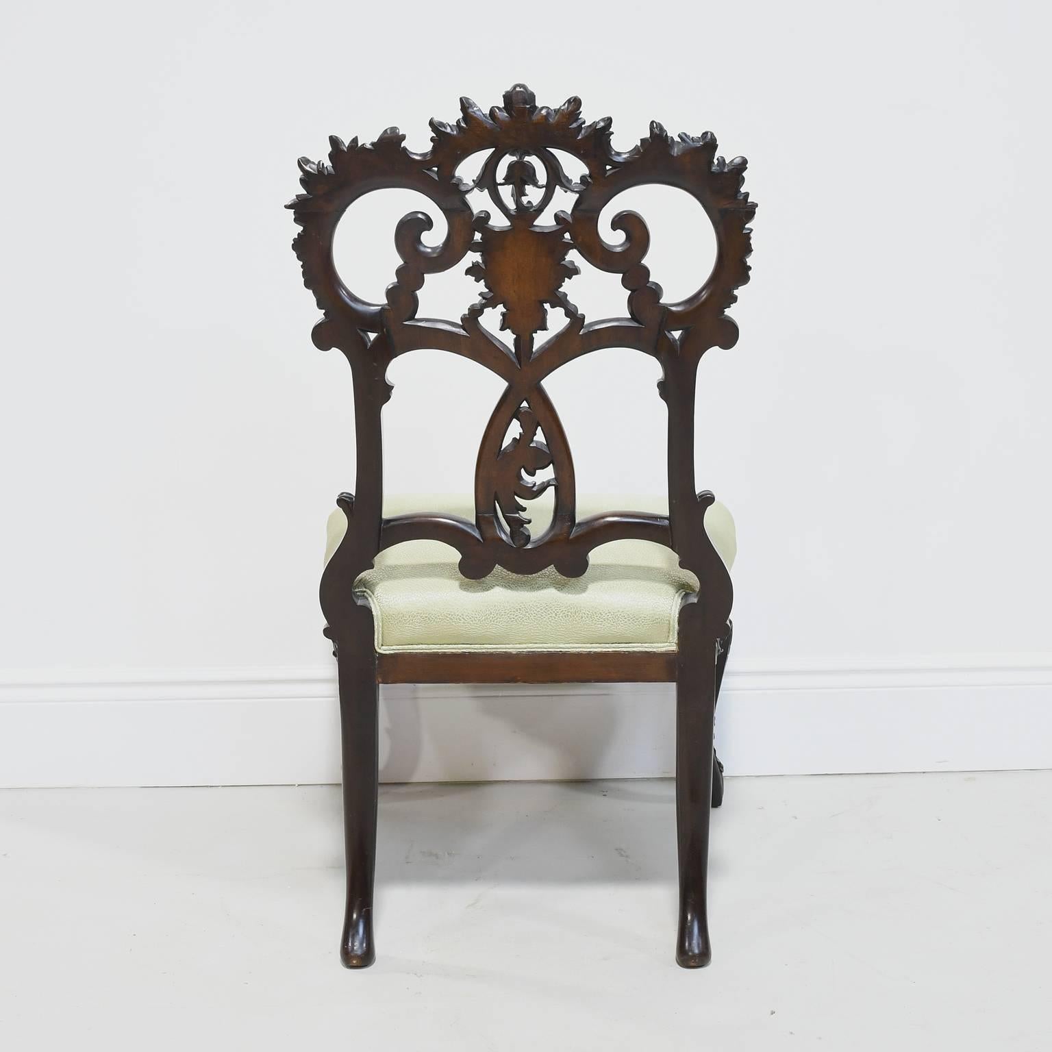 Pair of Antique American Carved Rococo Revival Chairs in Mahogany w/ Upholstery For Sale 3