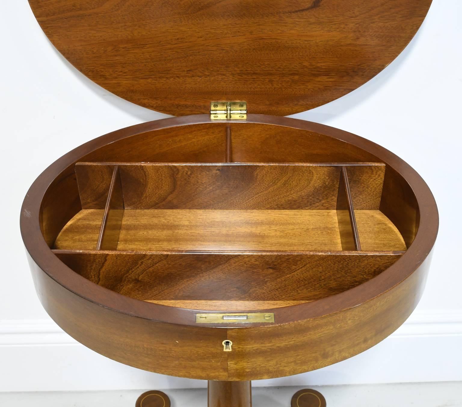 Neoclassical Late 19th Century Oval Sewing Table in Light Mahogany with Line Inlays