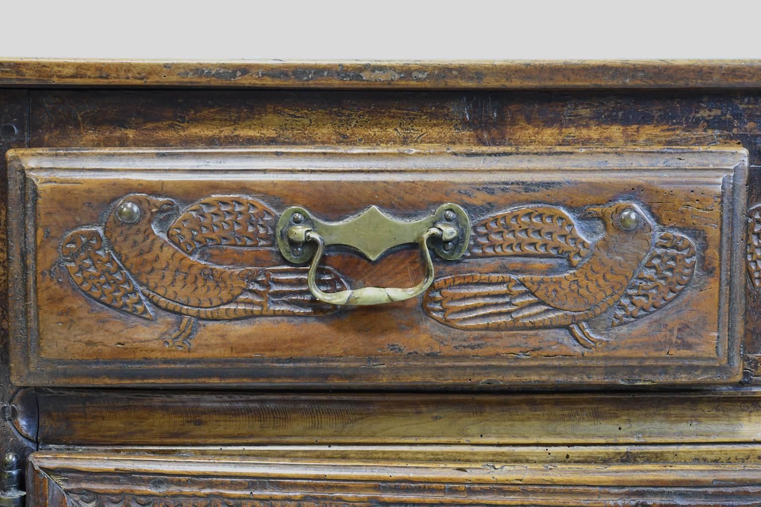 18th Century French Buffet in Walnut with Carvings of Birds In Distressed Condition In Miami, FL