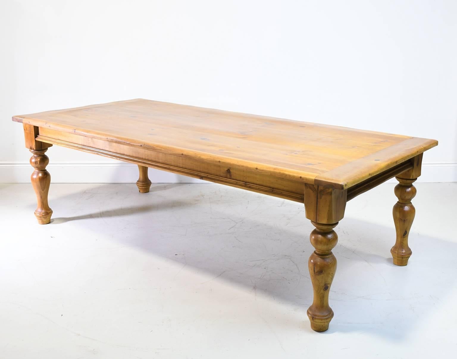 turned leg farmhouse dining table