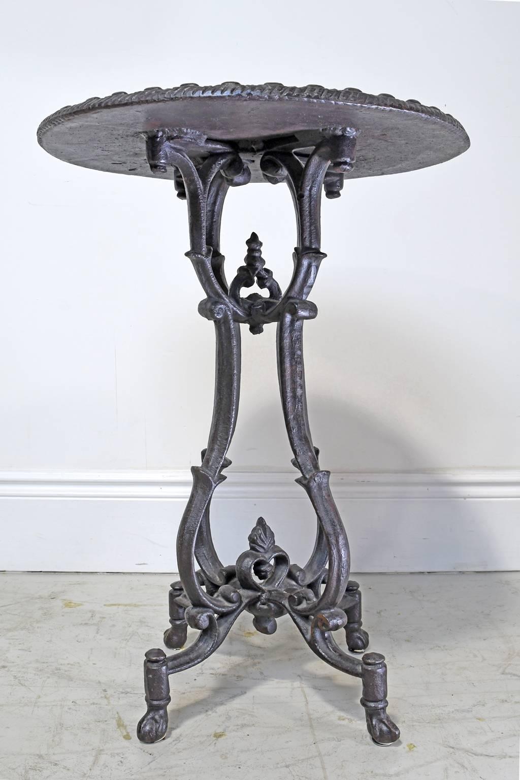 Victorian Vintage Cast-Iron Round Garden or Bistro Pub Table with Black Patina