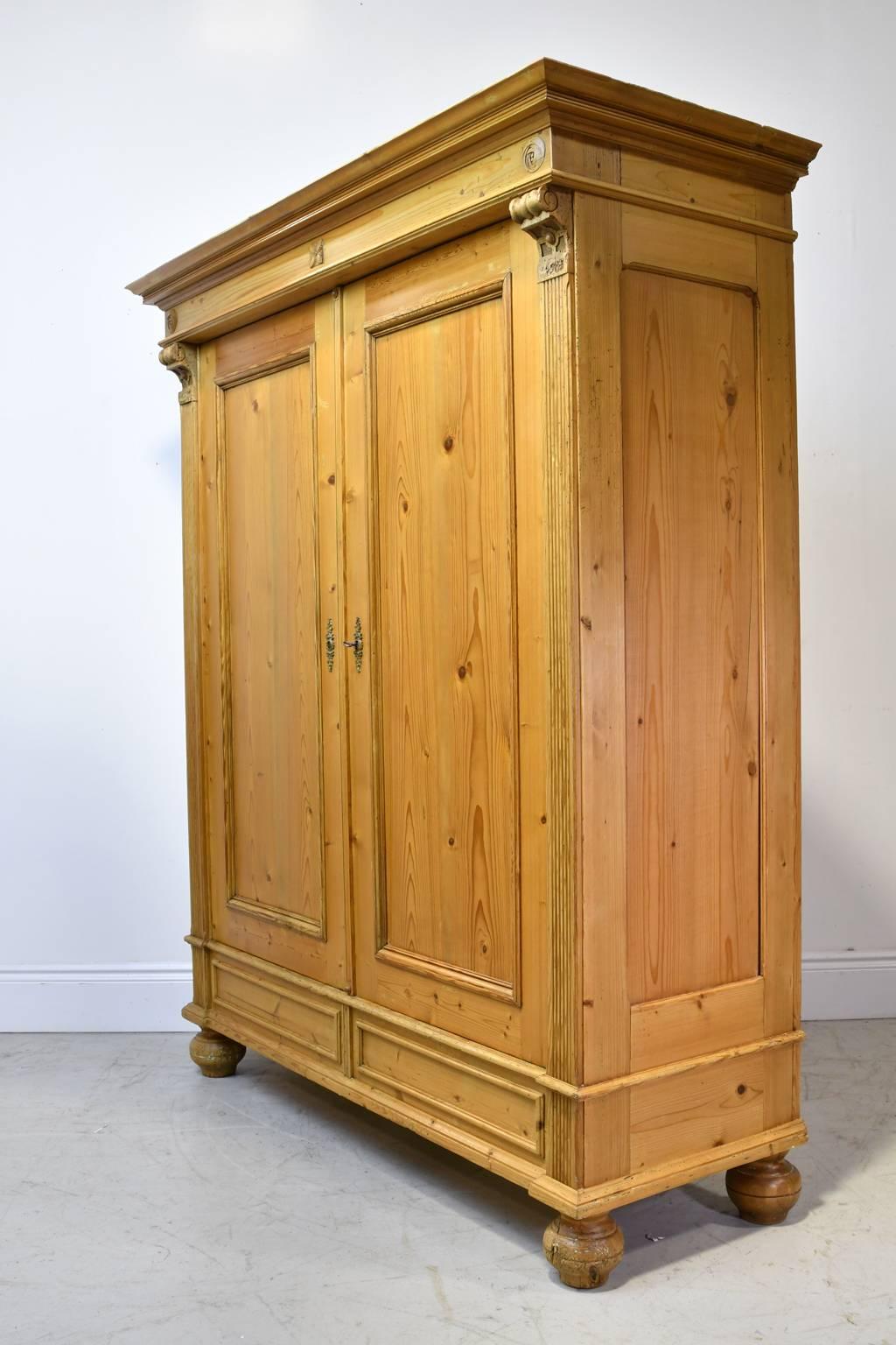 Belle Époque 19th Century Large Grunderzeit Armoire in Pine