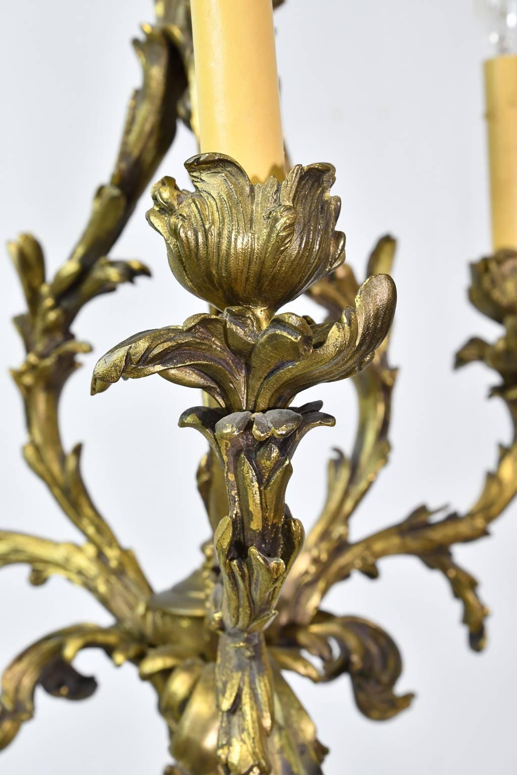 Early 20th Century, French Rococo Style Three-Light Chandelier in Bronze Doré For Sale 2