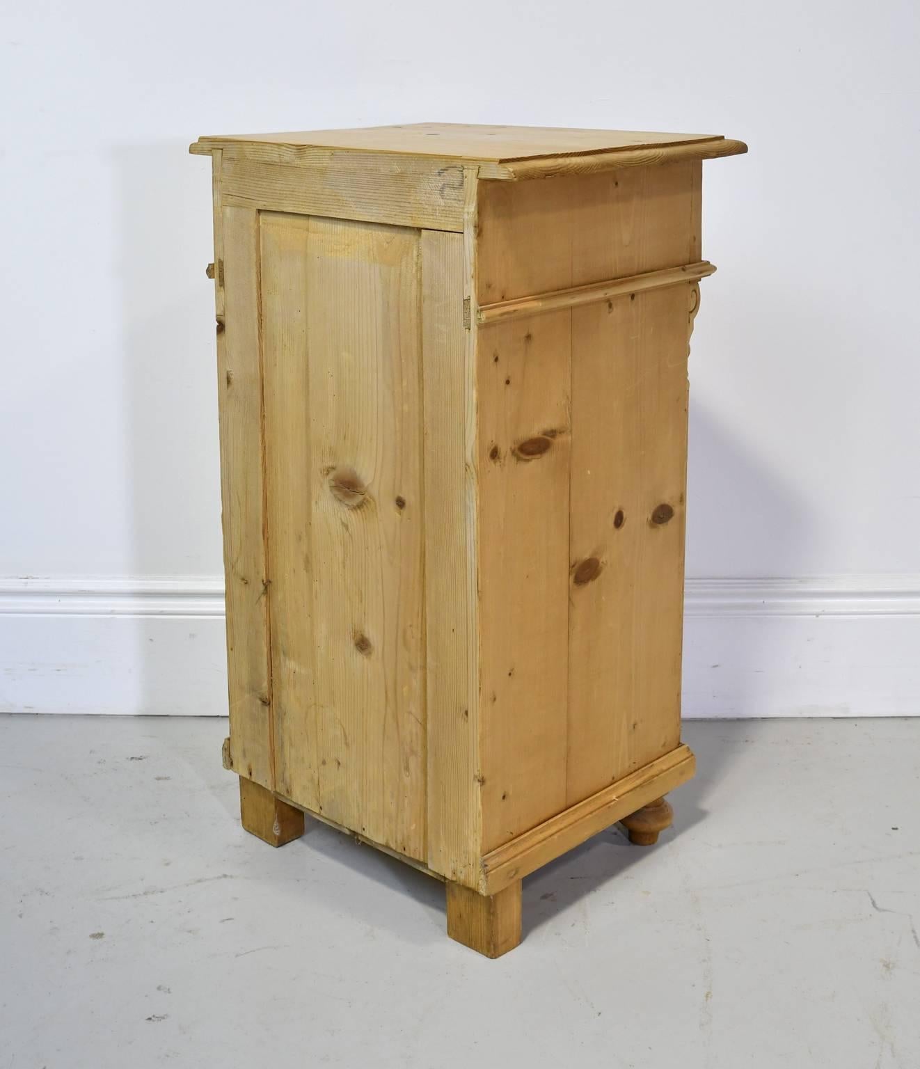 Victorian 19th Century European Pine Nightstand with Carved Appliques and Fluted Pilasters