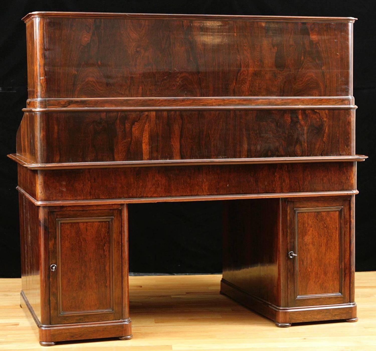 French Napoleon III Tambour Roll-Top Desk in Rosewood, circa 1860 2
