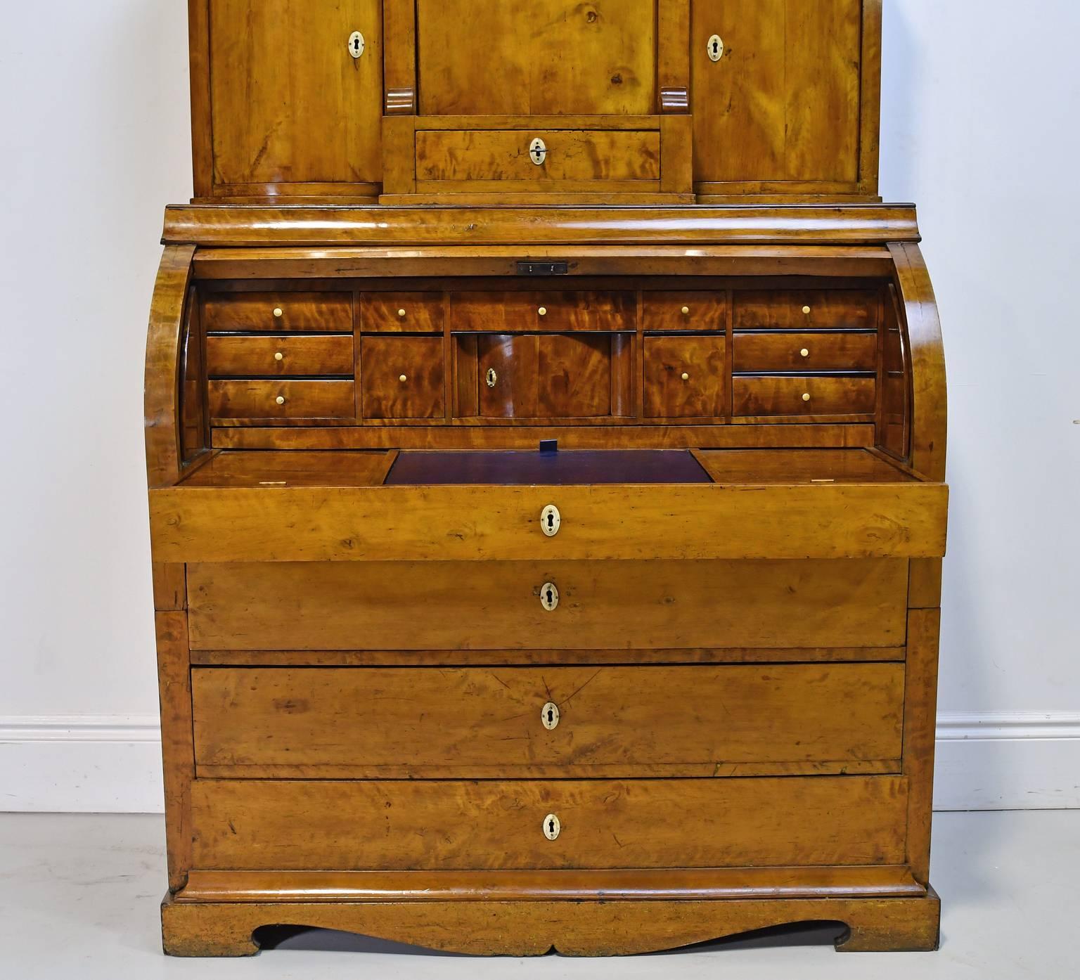 19th Century Scandinavian Birch Empire Bureau Secretary with Bookcase, c. 1820 For Sale 2