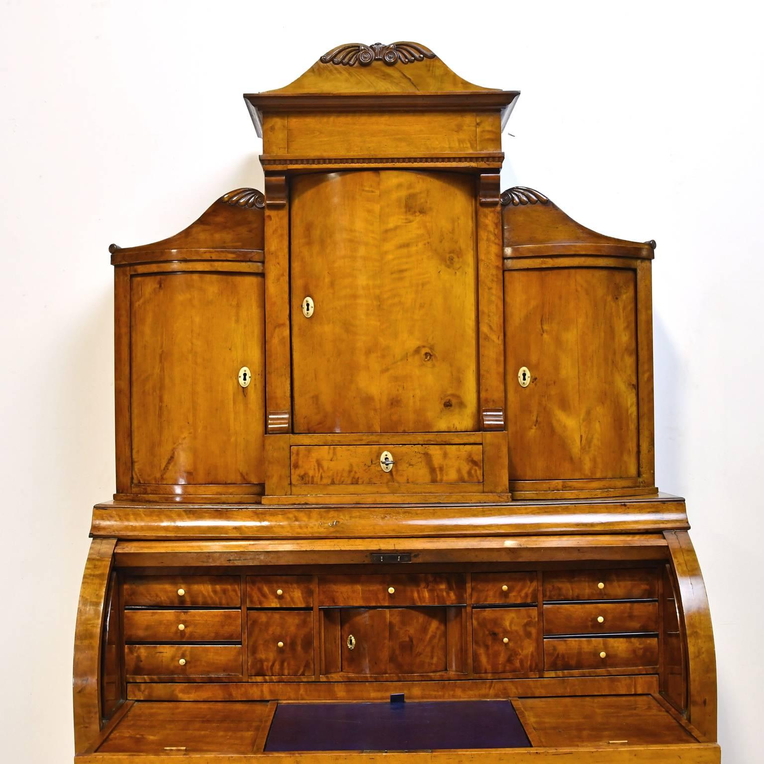 19th Century Scandinavian Birch Empire Bureau Secretary with Bookcase, c. 1820 For Sale 3