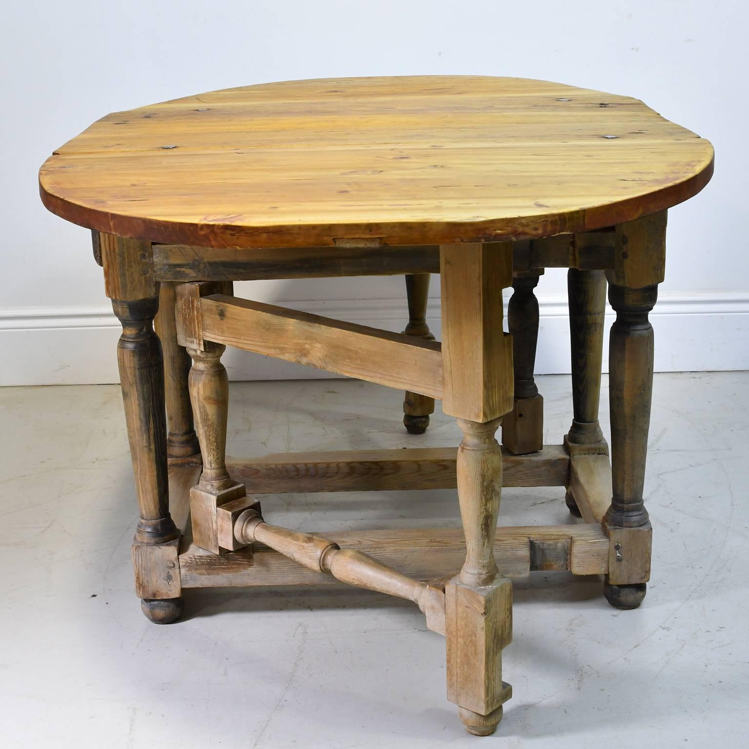 Oiled Norwegian Baroque Drop-Leaf Farmhouse Dining Table in Pine w/ Gate-Leg, c. 1740