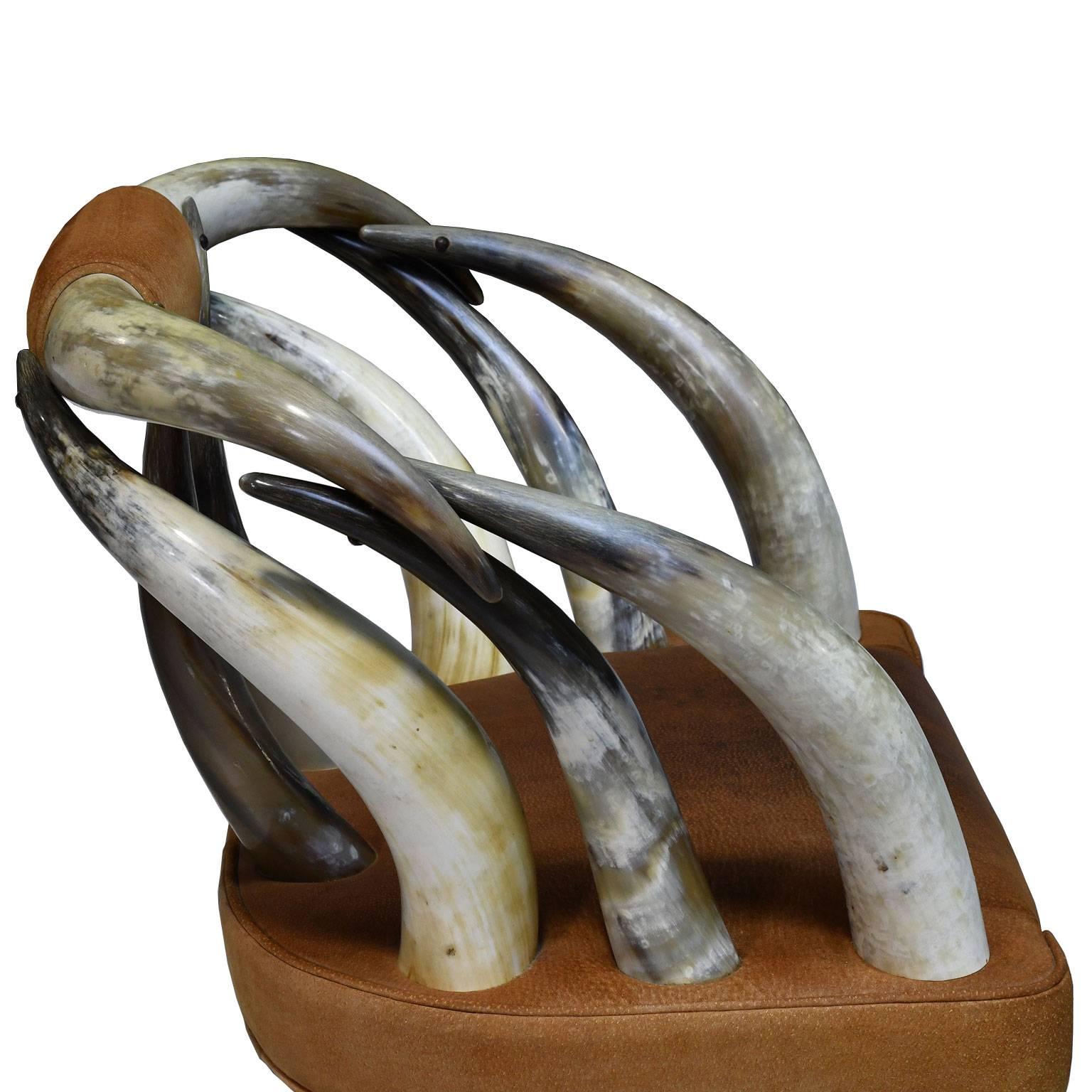 Vintage Rustic American Long-Horn Steer Chair with Leather Seat, circa 1960s In Good Condition For Sale In Miami, FL