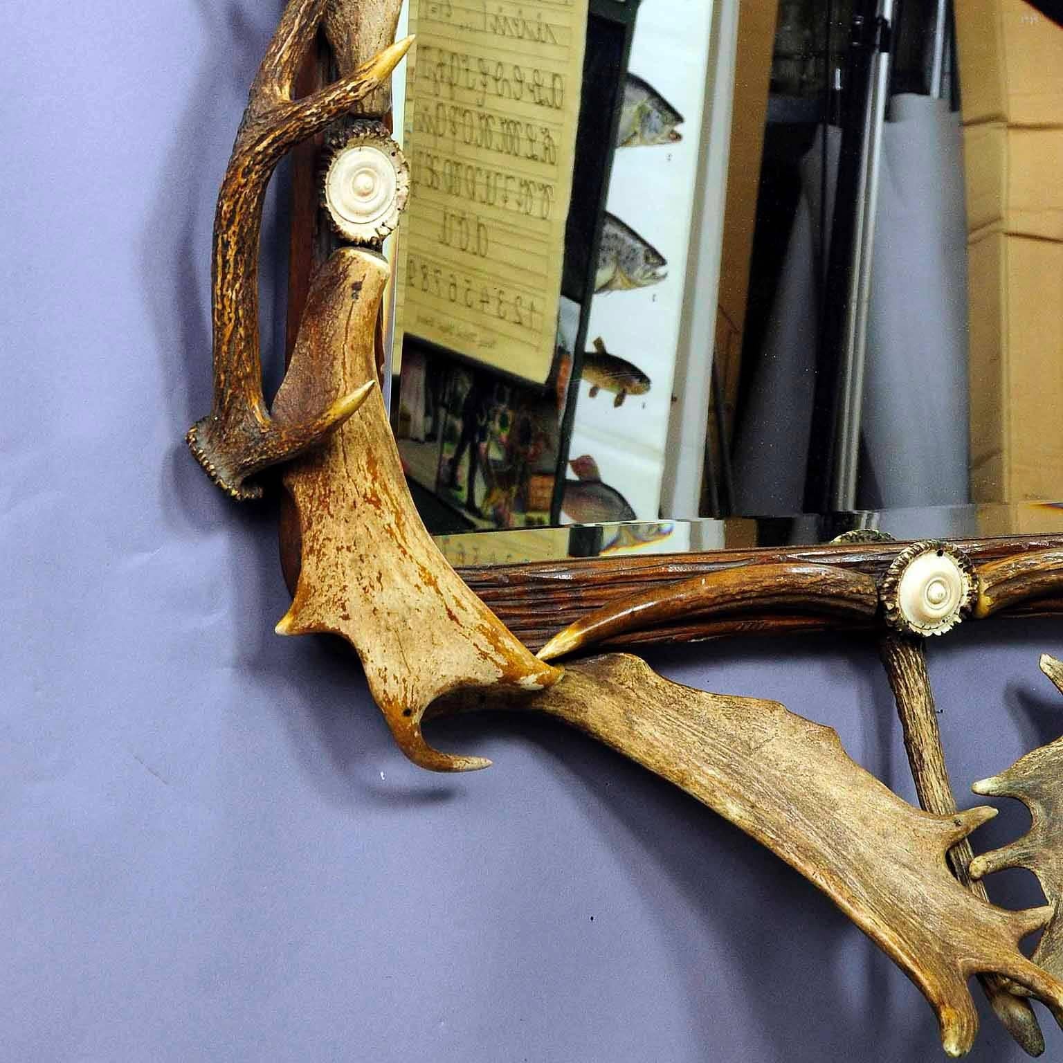 antler picture frame