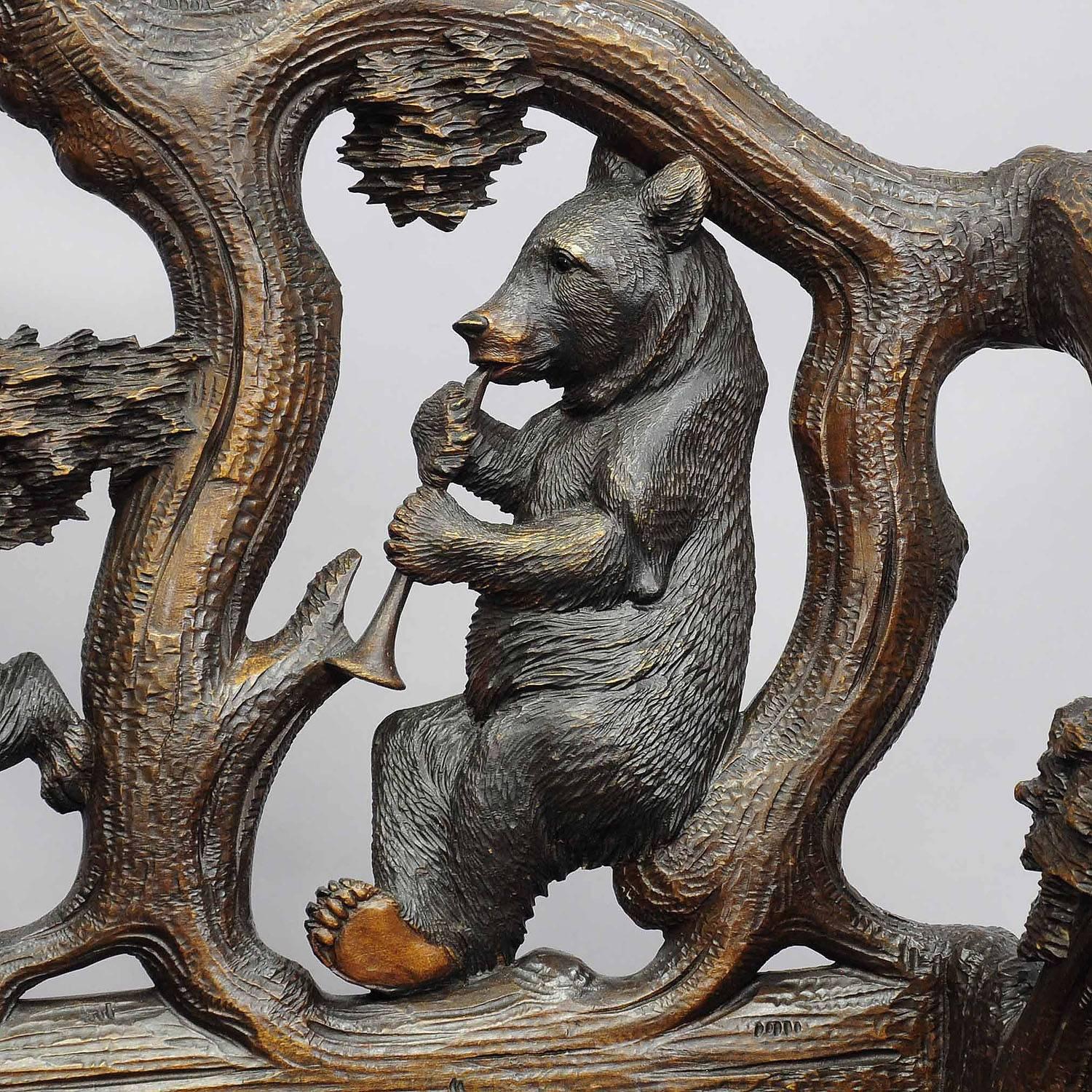 Black Forest Antique Carved Wood Bear Bench, Swiss Brienz, circa 1900