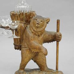 Wooden Carved Bear Decanter Stand Swiss Brienz, 1900