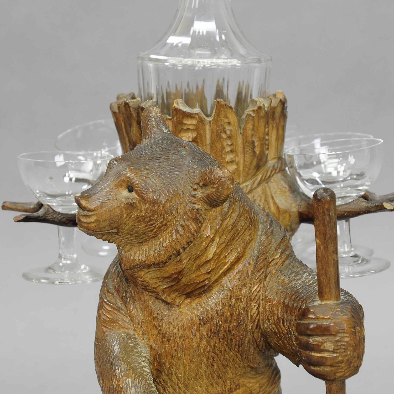 Wooden Carved Bear Decanter Stand Swiss Brienz, 1900 1