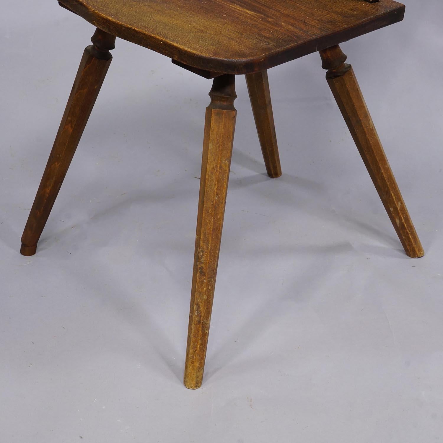 Silla bávara de madera tallada ca. 1900 en Bueno estado para la venta en Berghuelen, DE
