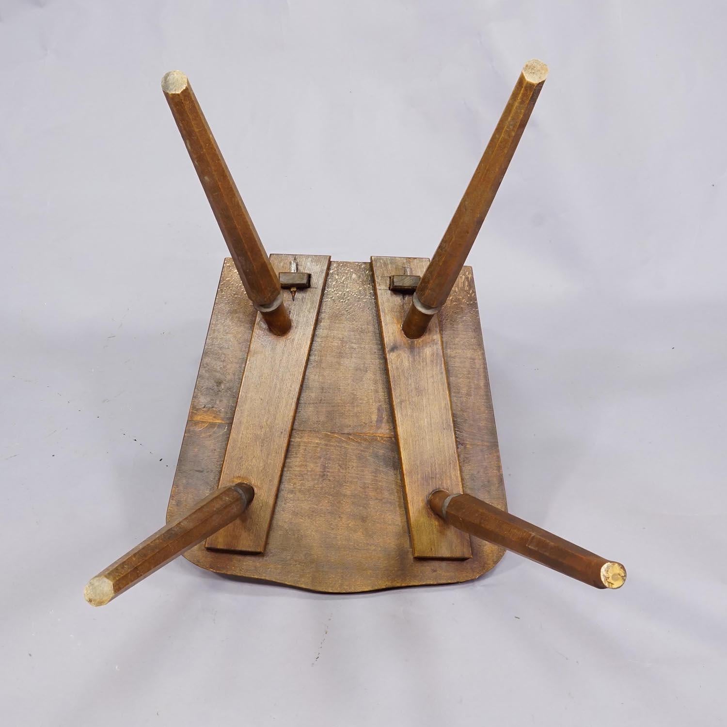 Silla bávara de madera tallada ca. 1900 siglo XX en venta