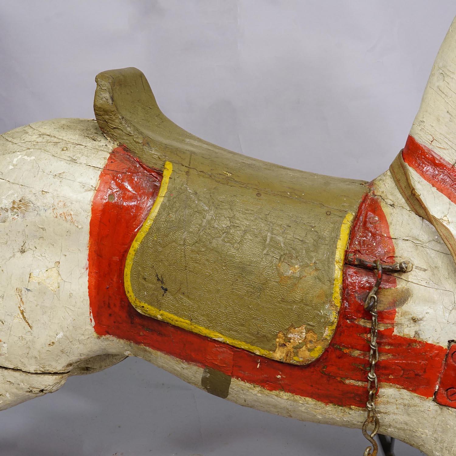 Legno Antico cavallo da giostra per bambini, Germania, fine XIX secolo in vendita