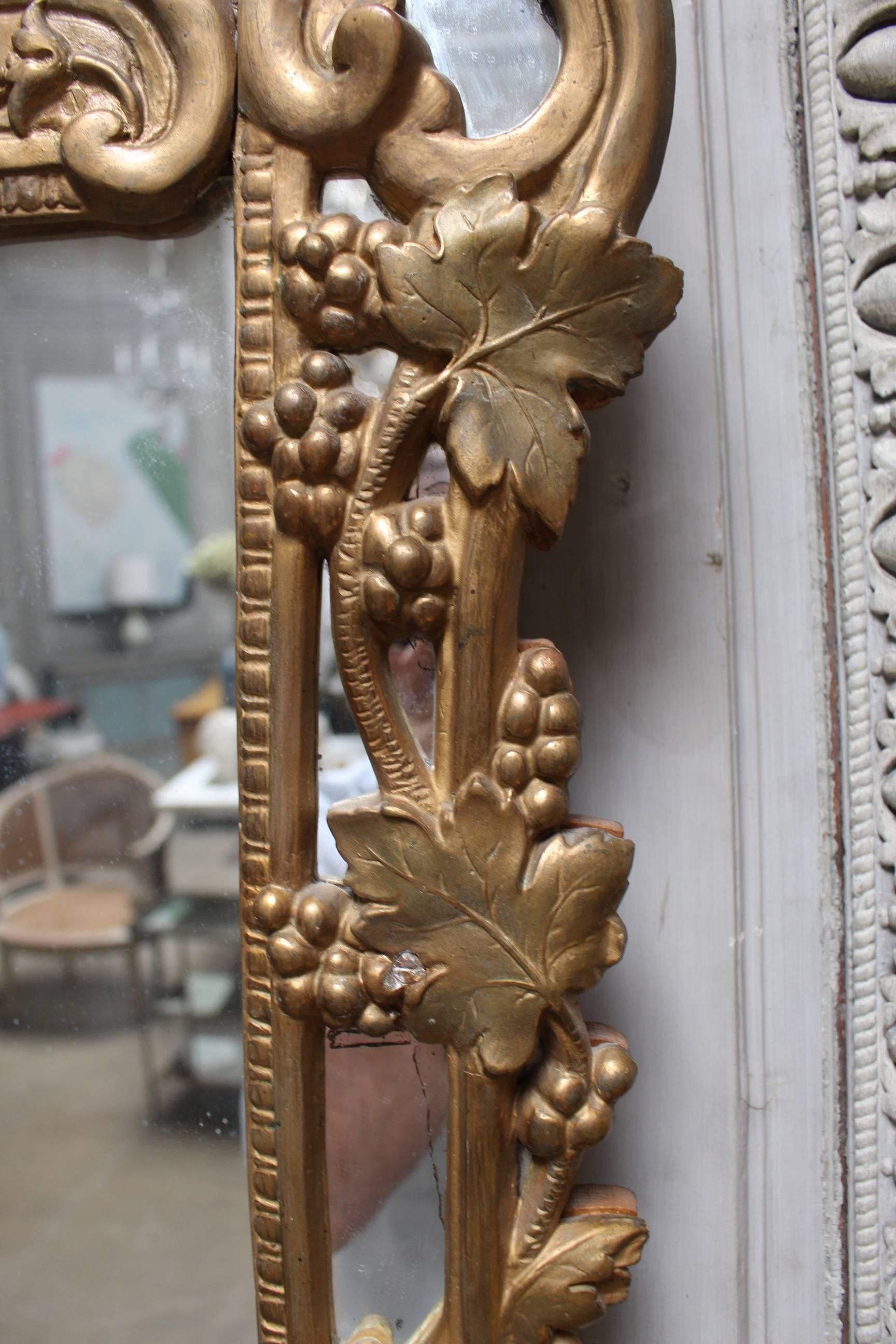 18th Century French Regence Mirror with a Gold Leaf Finish For Sale 2