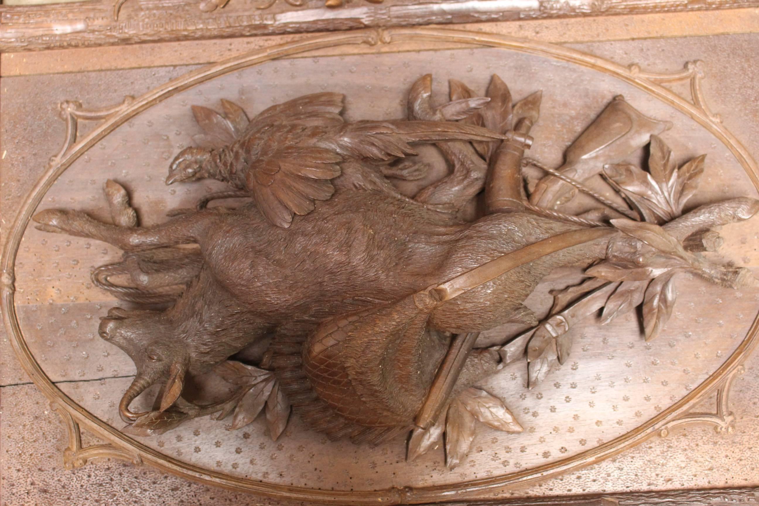 19th Century Pair of Carved Wood Panels with a Hunting Motif 1