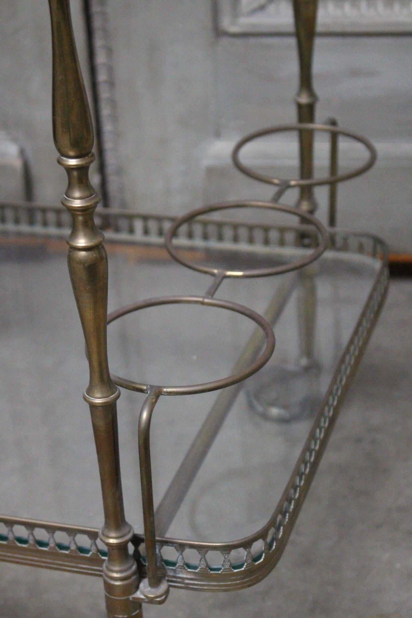 Early 20th Century English Brass and Glass Bar Cart For Sale 5