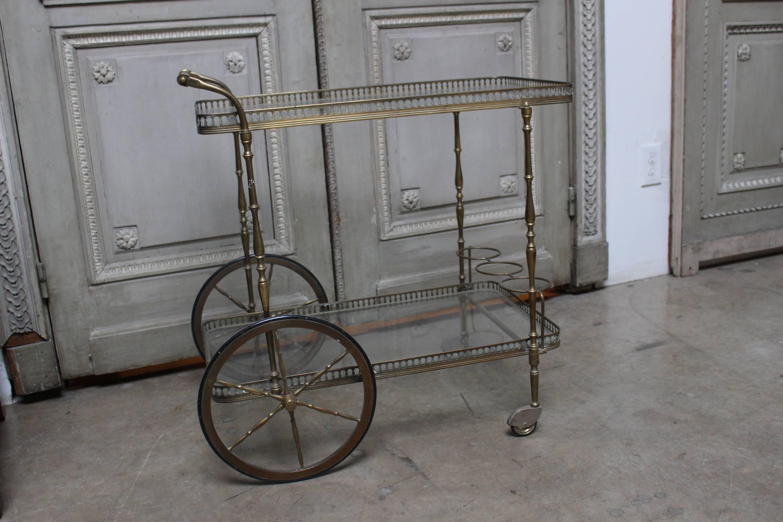 Edwardian Early 20th Century English Brass and Glass Bar Cart For Sale