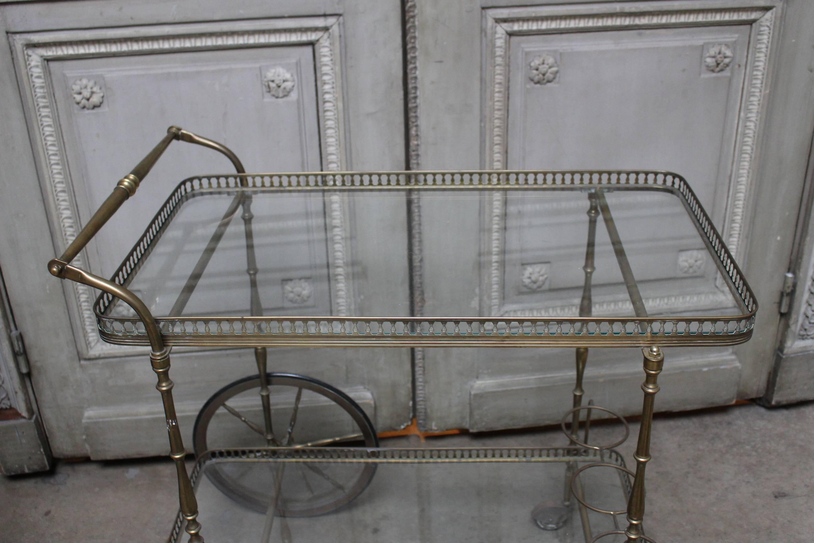 Early 20th Century English Brass and Glass Bar Cart For Sale 2