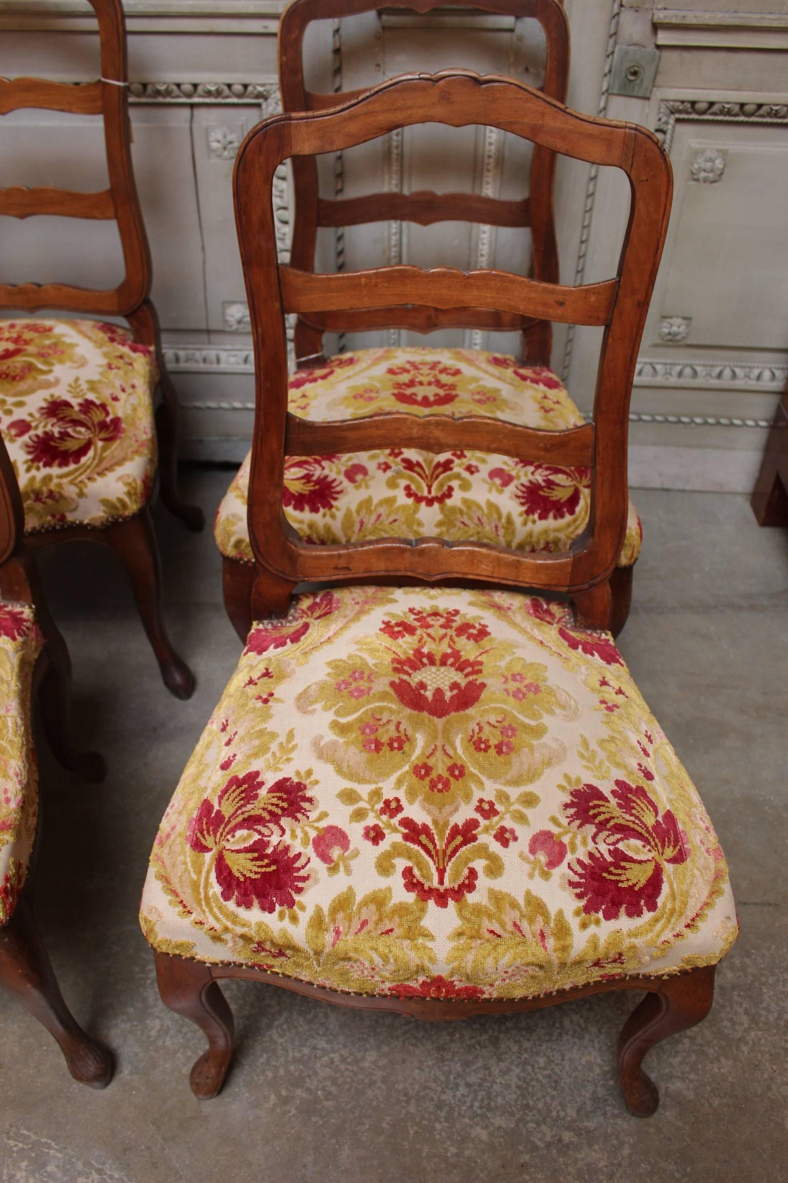 Louis XV Set of Six Swiss Walnut Dining Chairs