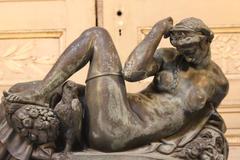 Grande sculpture de la nuit d'après Michel-Ange en finition noire et verte