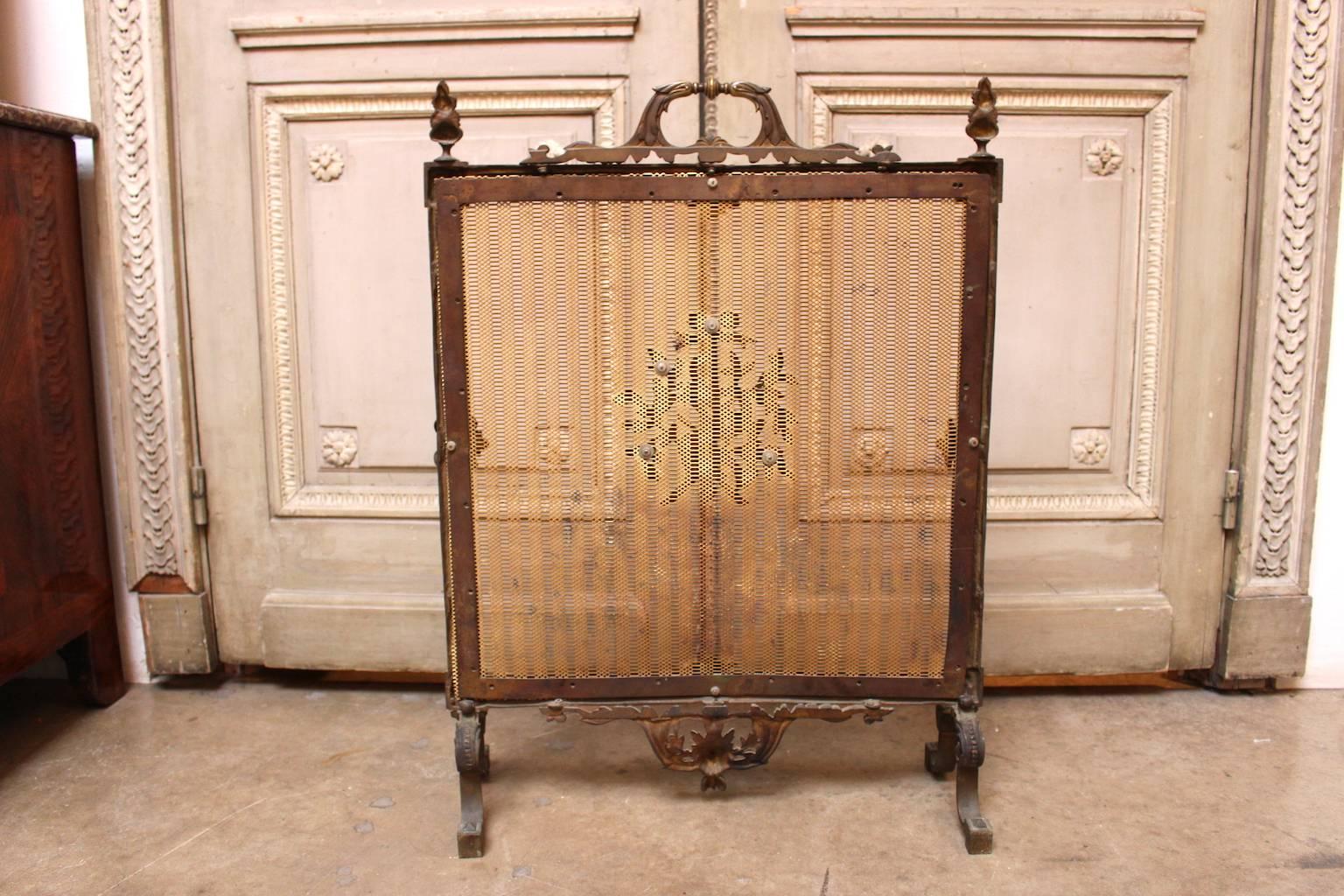 French Louis XVI Style Bronze Firescreen with Lyre Design For Sale 6