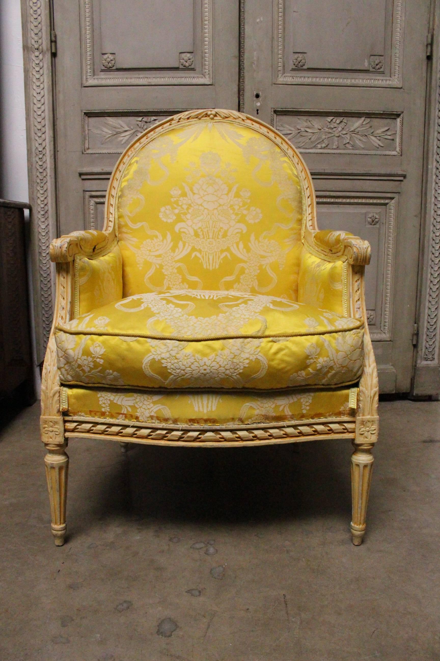 Very Large Pair of French Louis XVI Style Bergeres 3