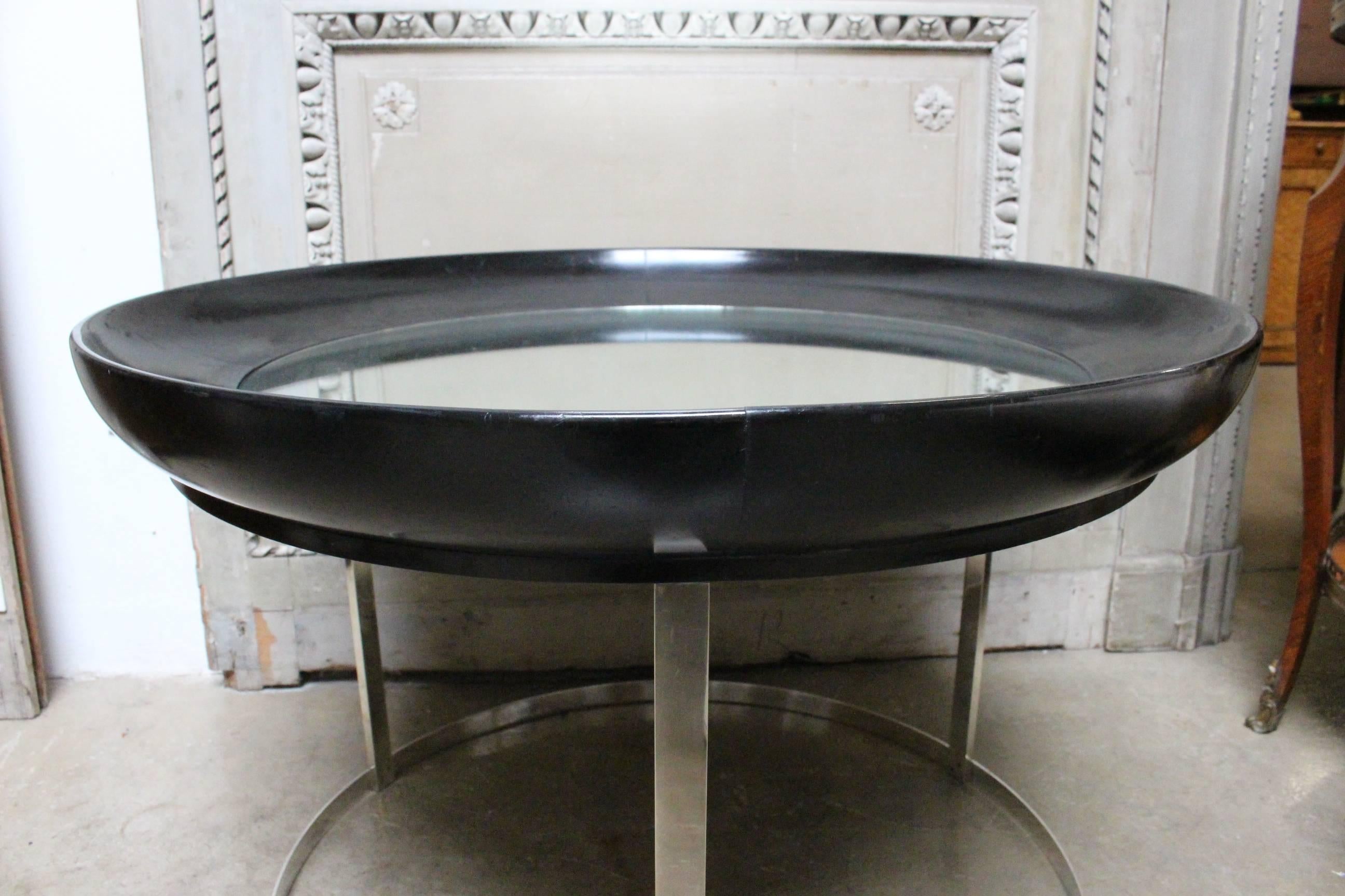Mid-20th Century French Round Modern Cocktail Table For Sale