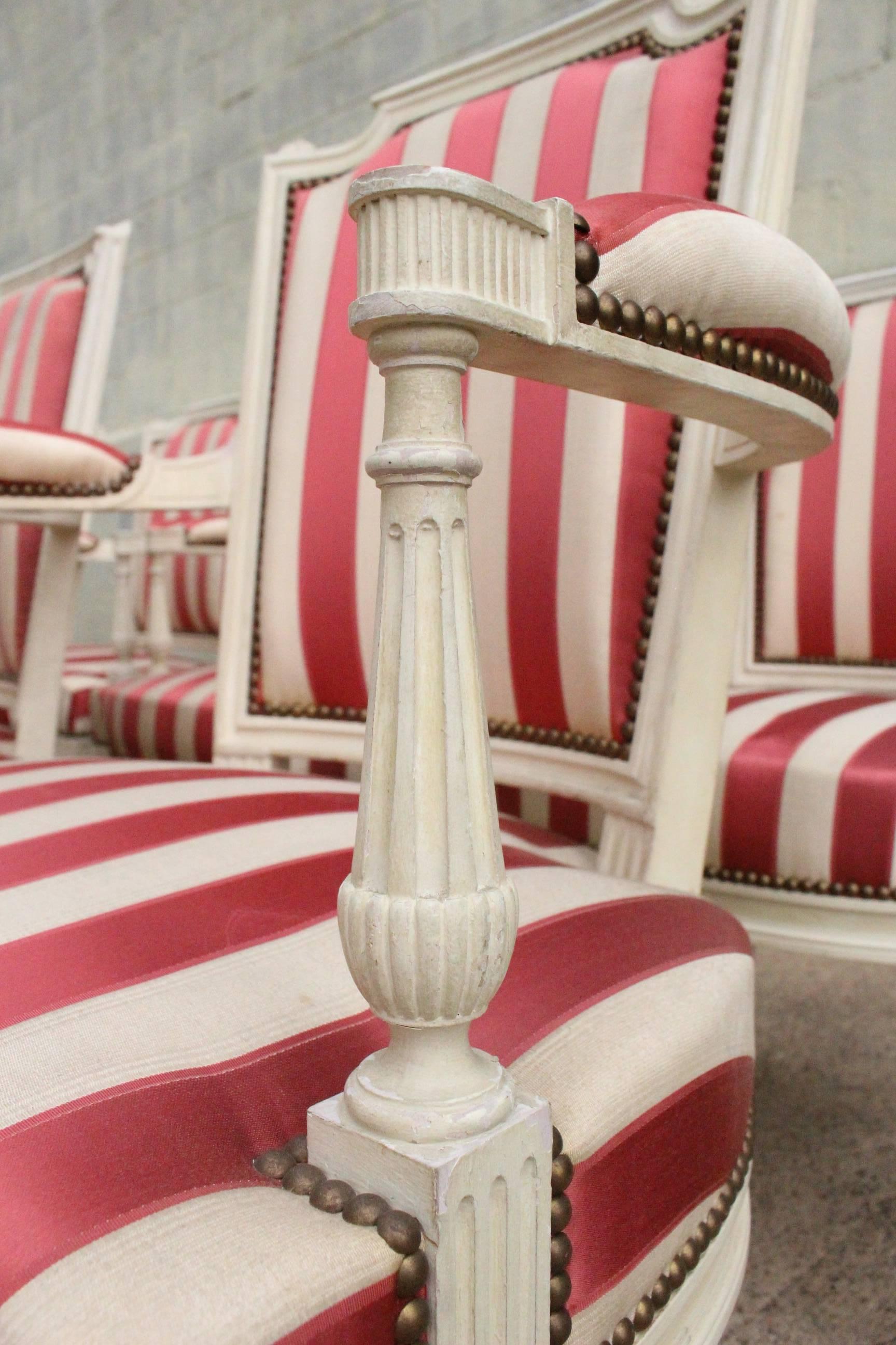 Suite of Ten French Louis XVI Style Painted Dining, Armchairs In Good Condition In Dallas, TX