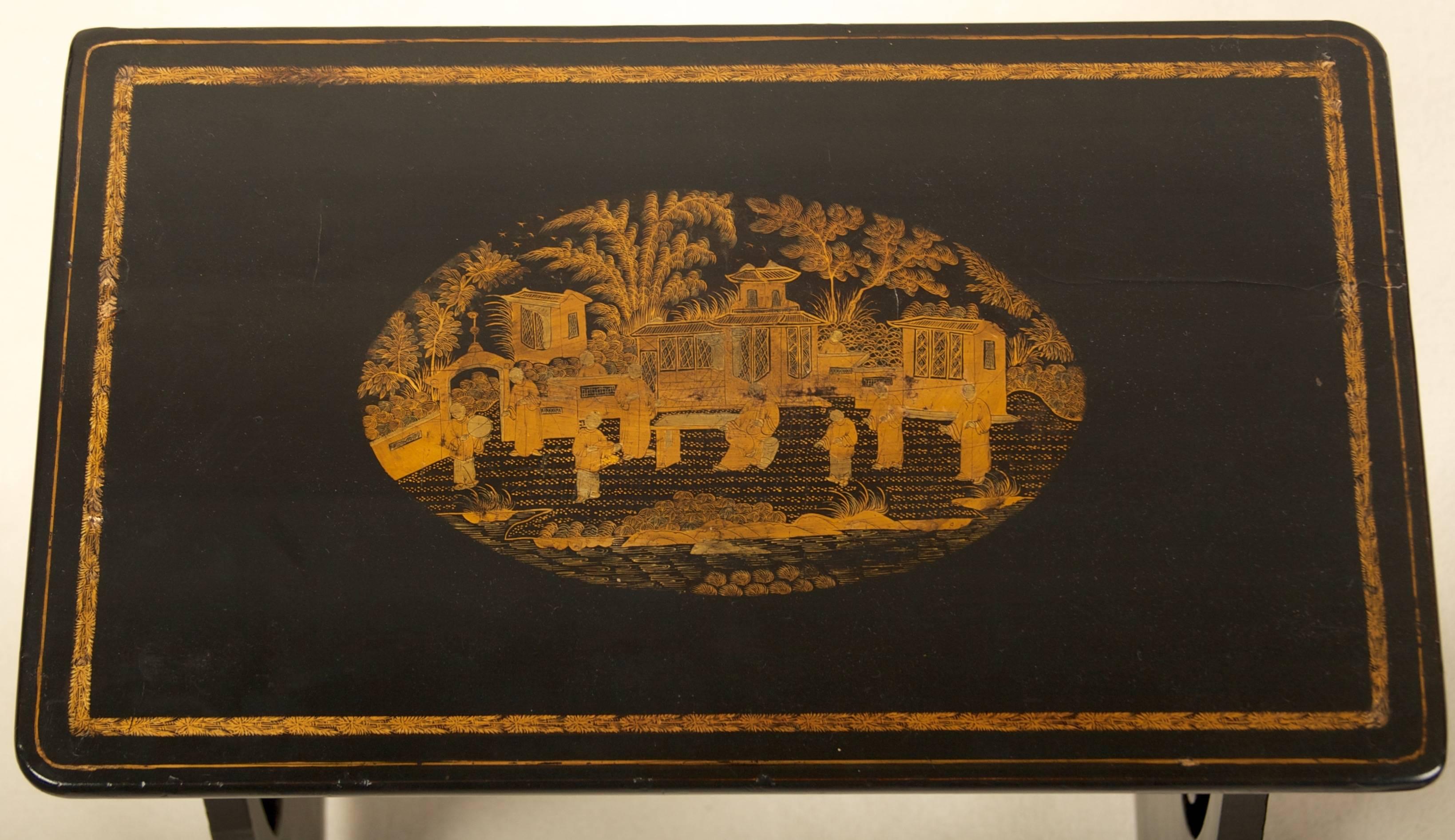 Tables gigognes Regency du XIXe siècle, ensemble de trois pièces Bon état - En vente à San Francisco, CA